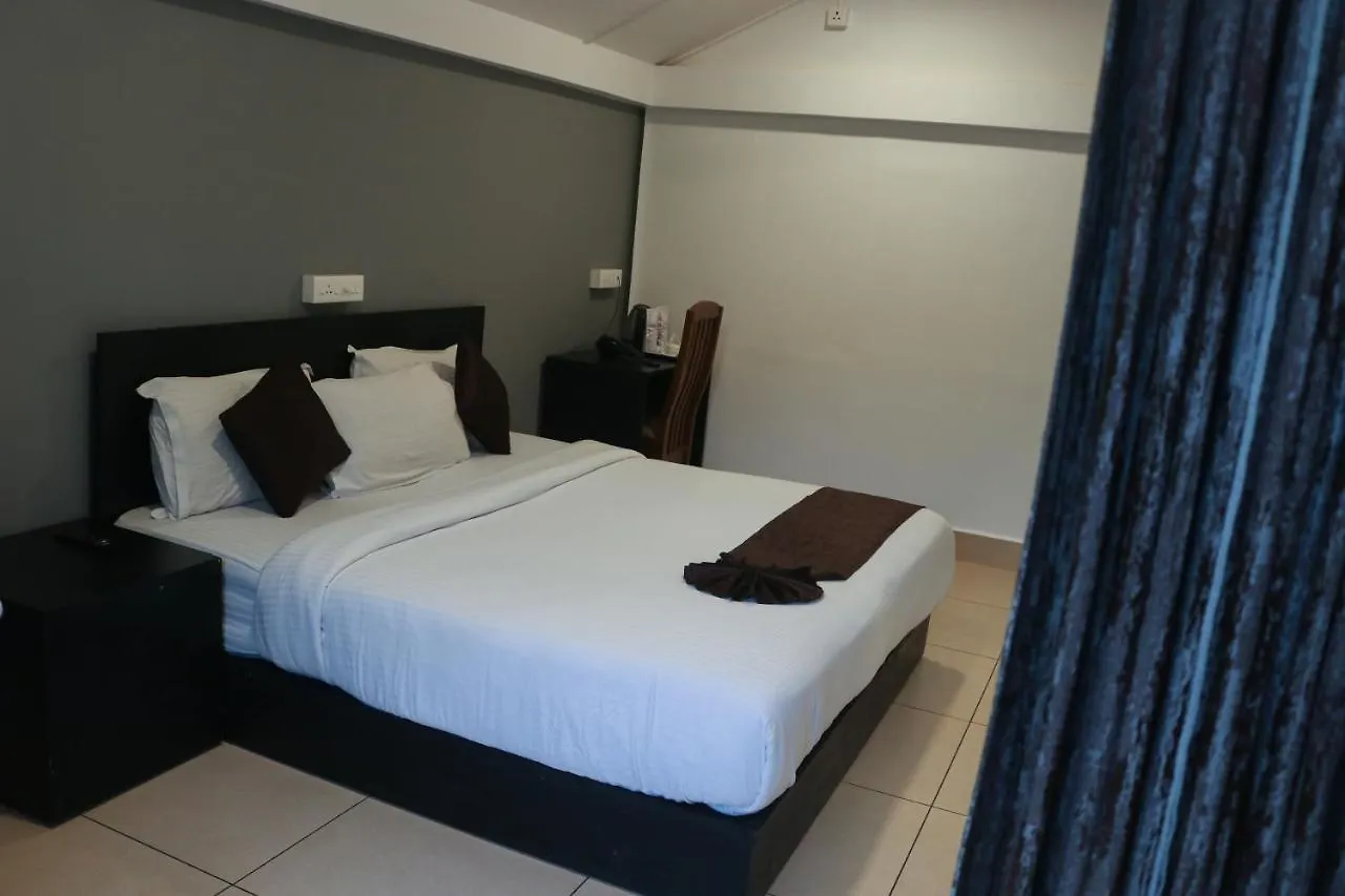 Edens Munnar Hotel