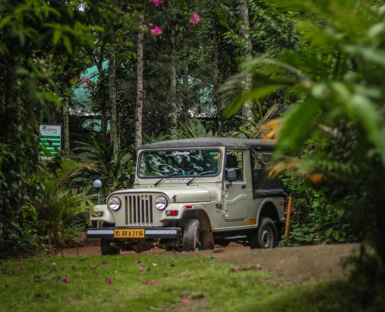 Edens Munnar Hotel