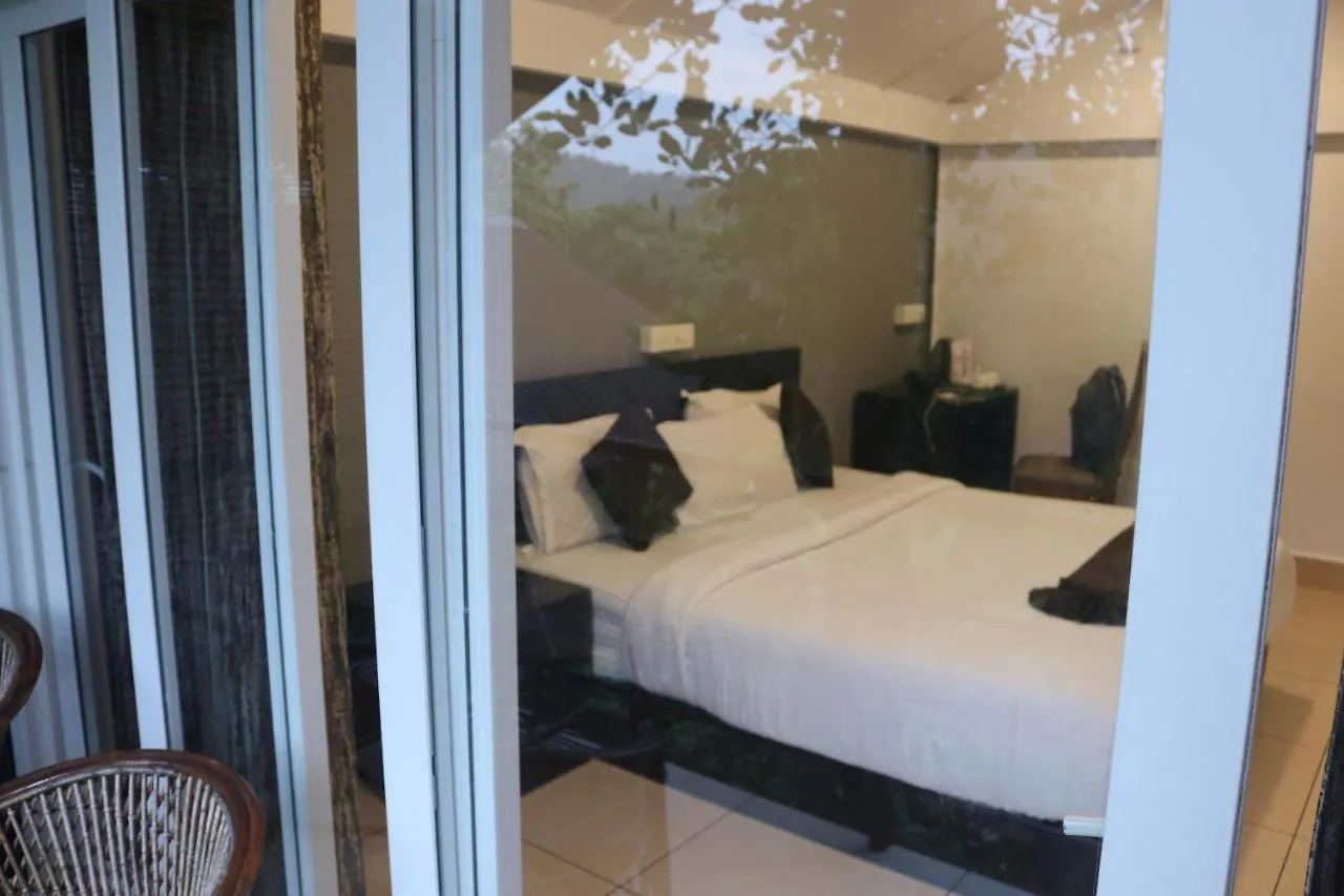 Edens Munnar Hotel