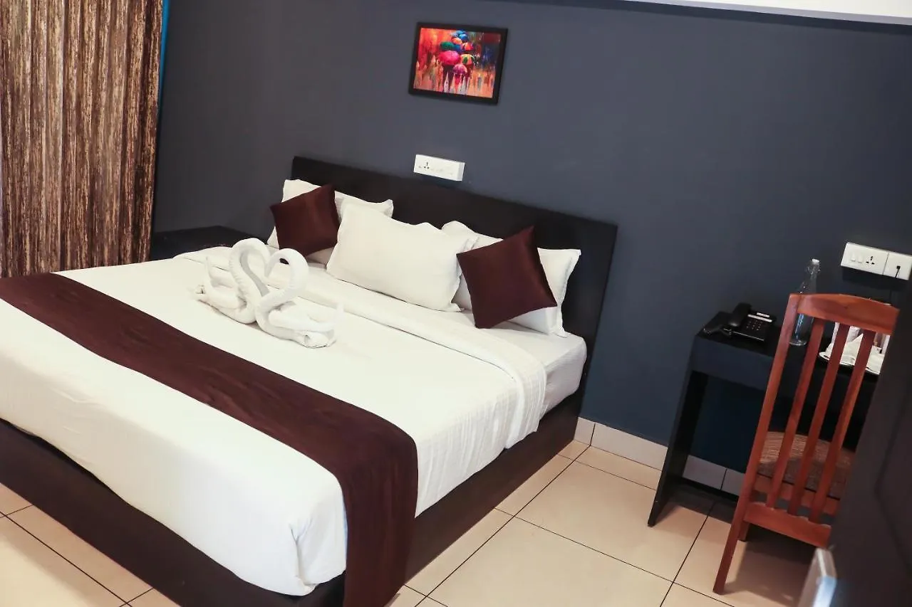 Edens Munnar Hotel Resort